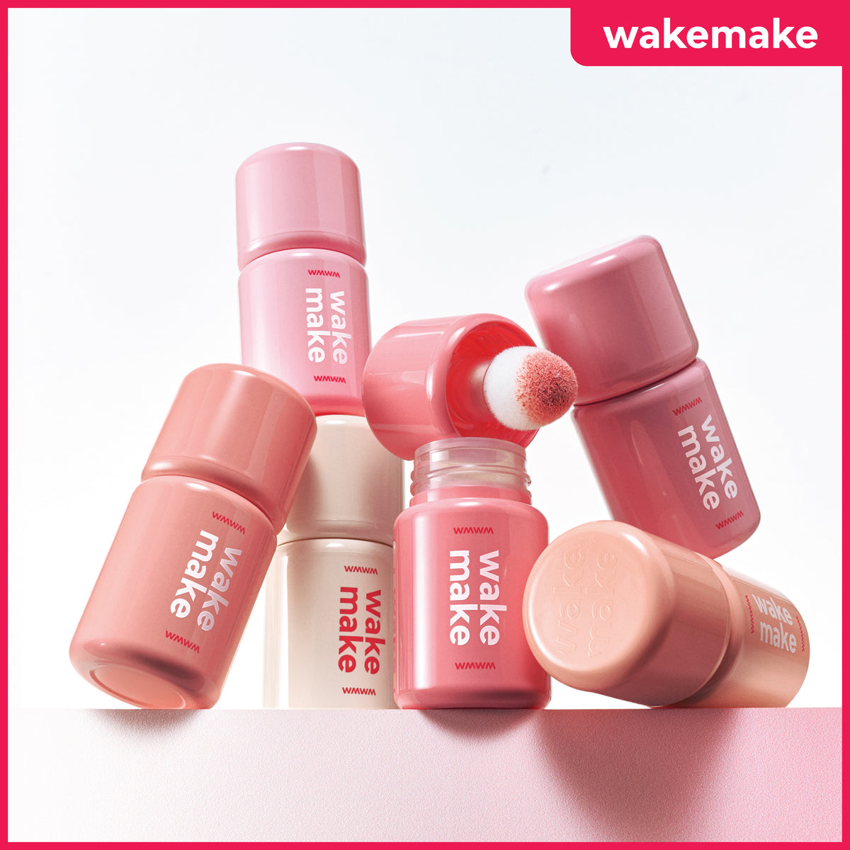 Shaking Blur Cheek