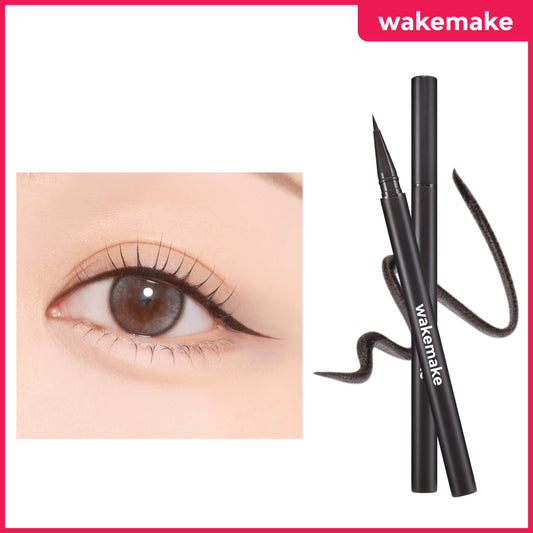 Real Defining Brush Liner